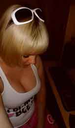 romantic female looking for men in Pennsville, New Jersey